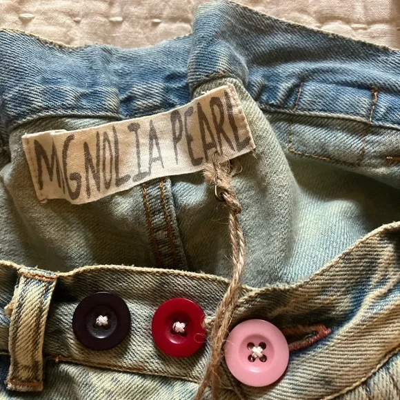 Magnolia Pearl Floral Distressed Jeans - Blue and Pink - Picture 7 of 12